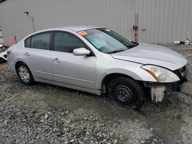 2010 Nissan Altima Base