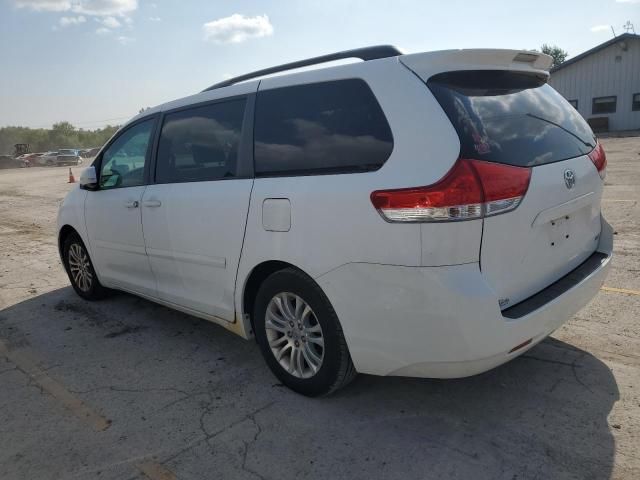 2011 Toyota Sienna XLE