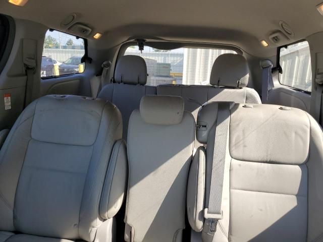 2019 Toyota Sienna XLE