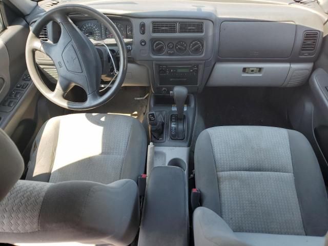 2003 Mitsubishi Montero Sport ES