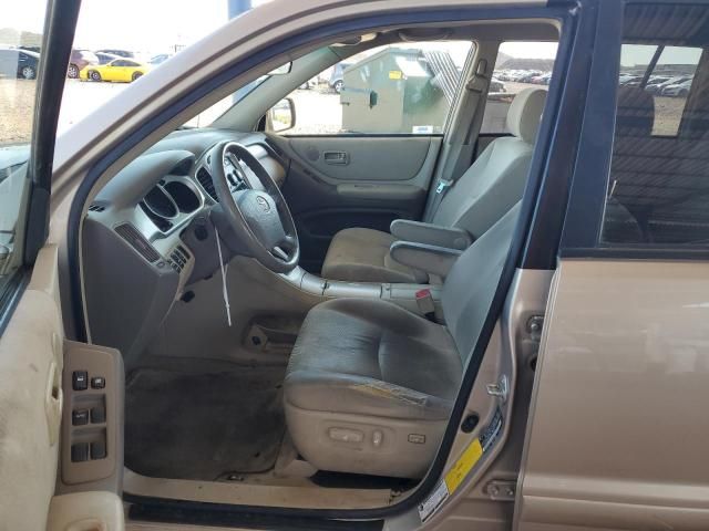 2004 Toyota Highlander Base