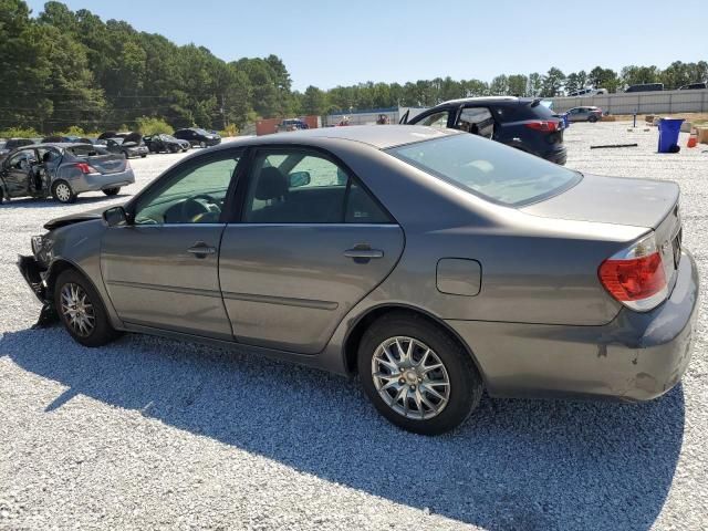 2005 Toyota Camry LE