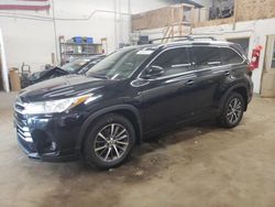 Salvage cars for sale at Ham Lake, MN auction: 2017 Toyota Highlander SE