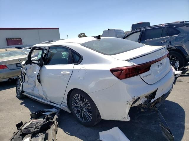 2023 KIA Forte GT Line