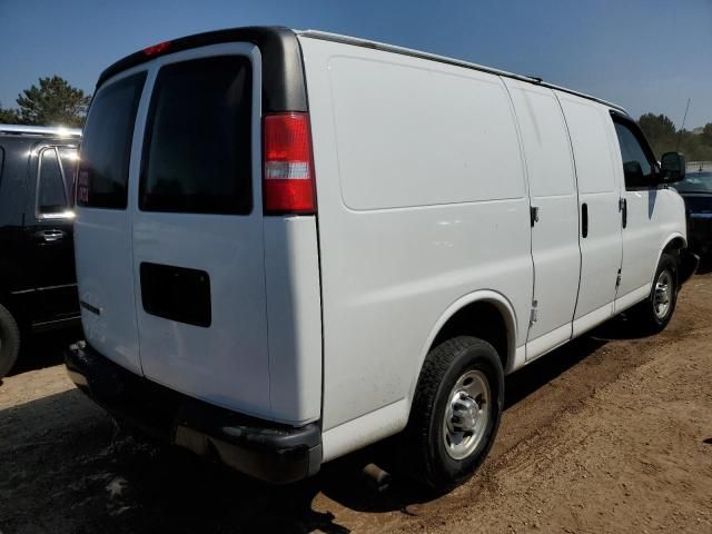 2017 Chevrolet Express G2500