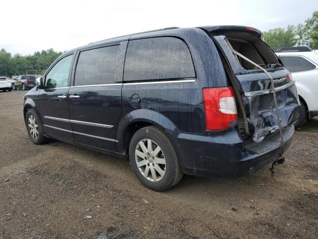 2011 Chrysler Town & Country Touring L