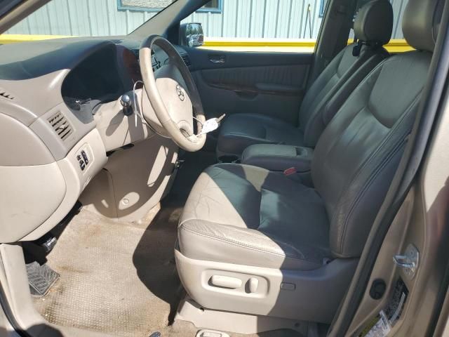 2006 Toyota Sienna XLE