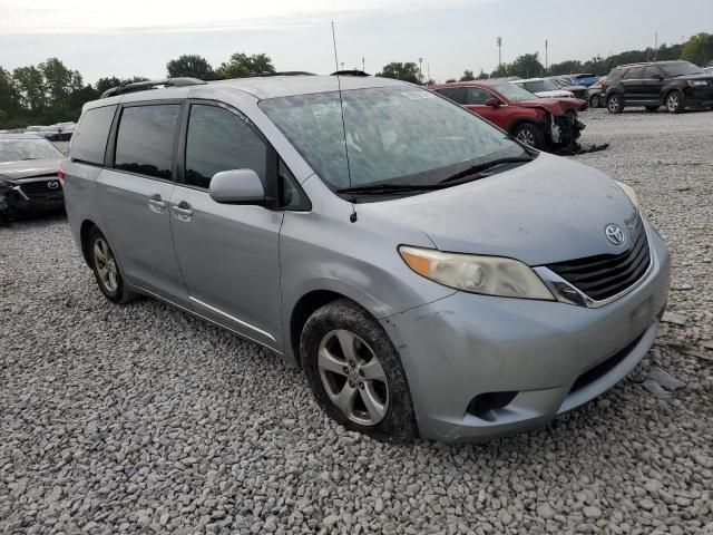 2011 Toyota Sienna LE