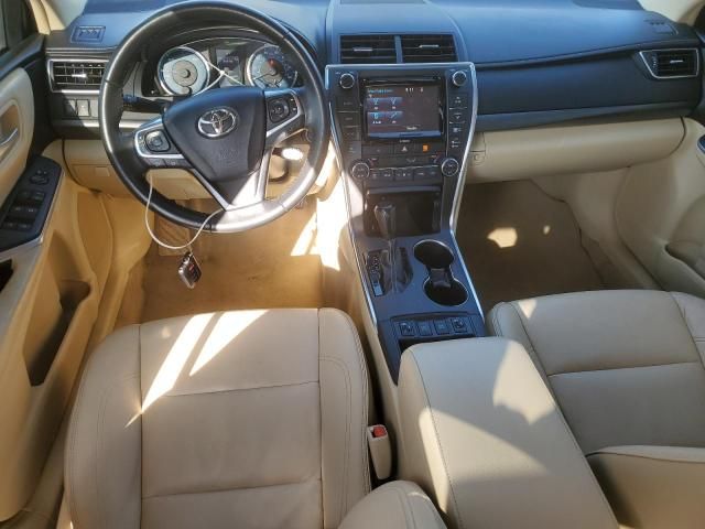 2016 Toyota Camry Hybrid