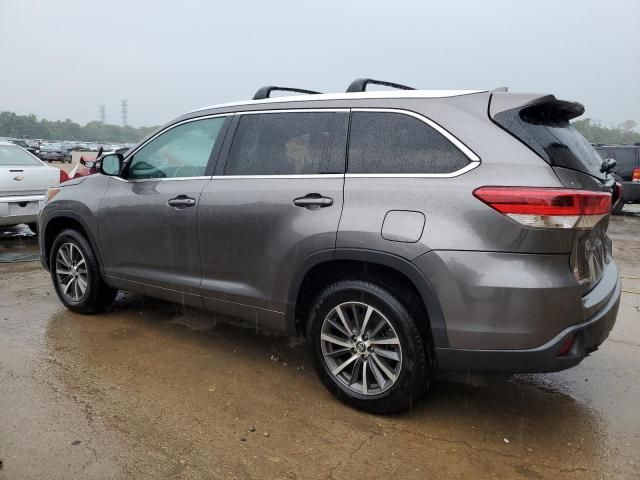 2018 Toyota Highlander SE