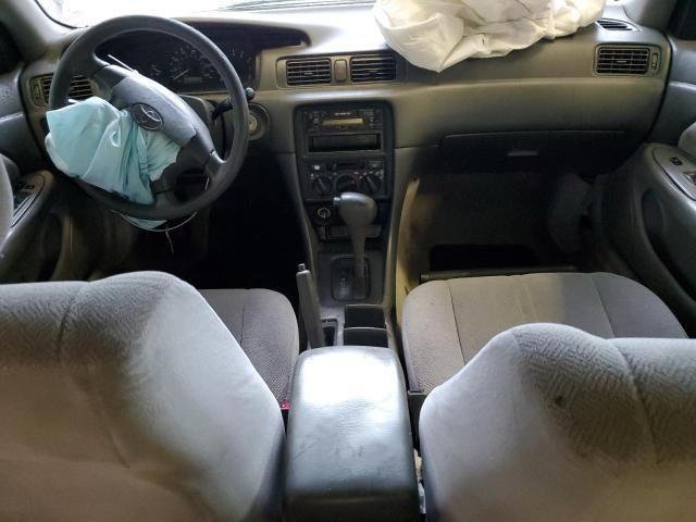 1999 Toyota Camry CE