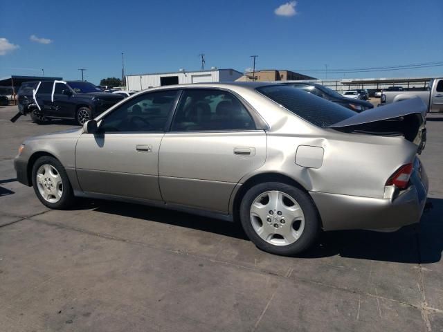 2000 Lexus ES 300