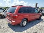 2004 Chrysler Town & Country LX