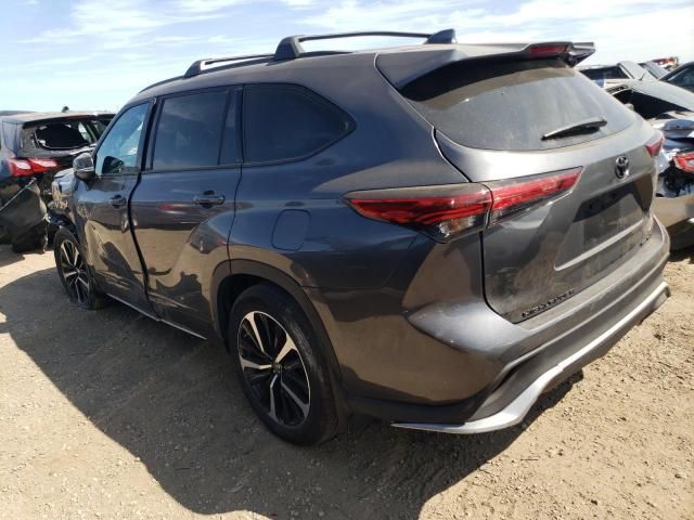 2022 Toyota Highlander XSE