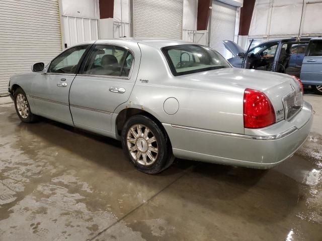 2007 Lincoln Town Car Signature Limited