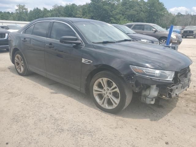 2015 Ford Taurus SE