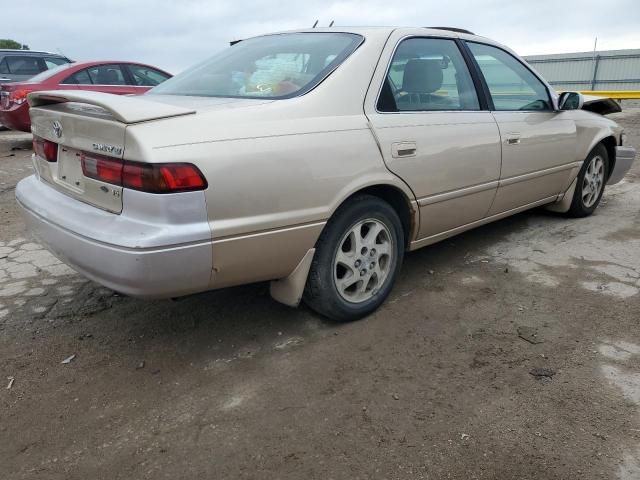 1999 Toyota Camry LE