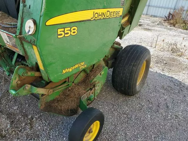 2010 John Deere Bailer