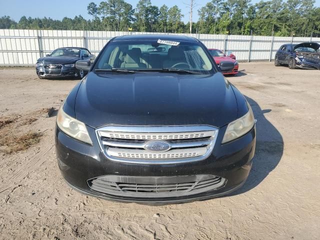 2010 Ford Taurus SE