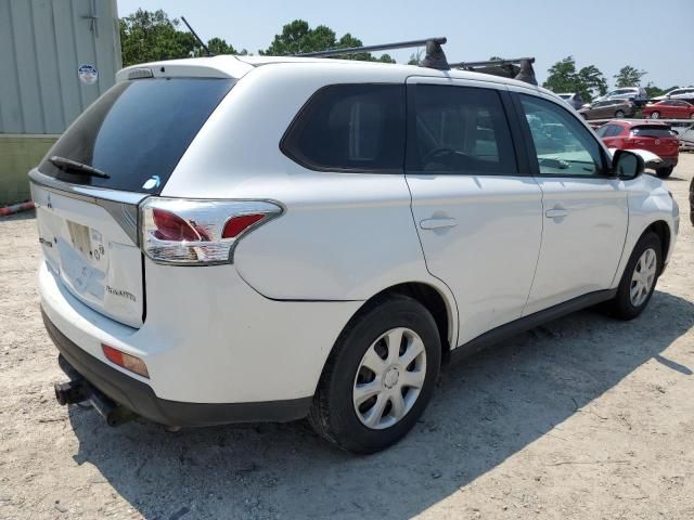 2014 Mitsubishi Outlander ES