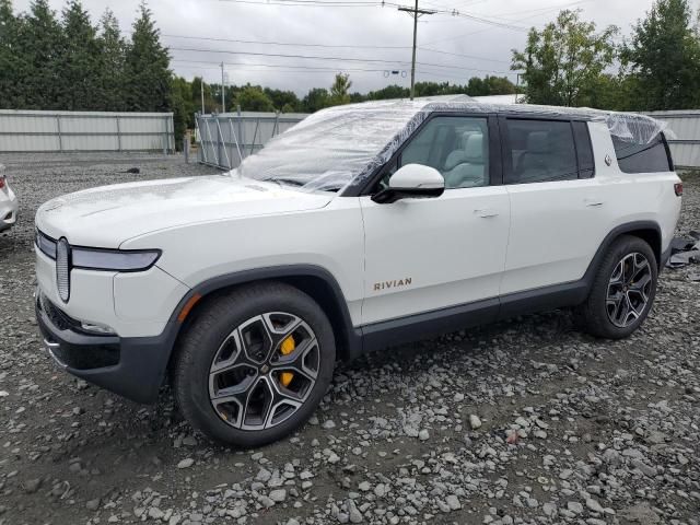 2023 Rivian R1S Adventure