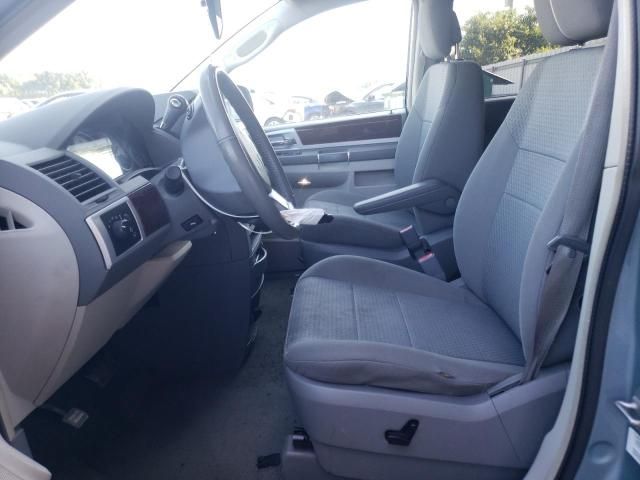 2010 Chrysler Town & Country Touring