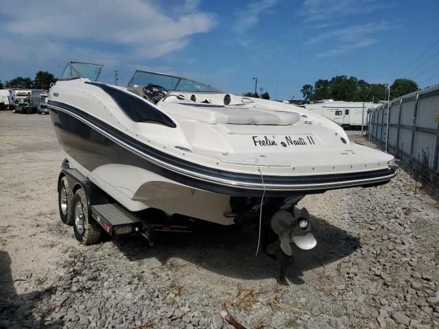 2007 Rinker Boat