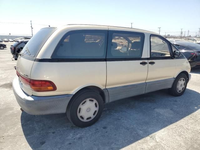 1995 Toyota Previa LE