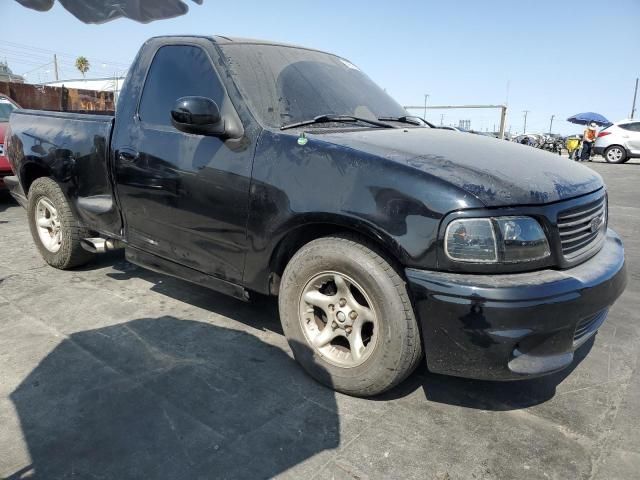 2004 Ford F150 SVT Lightning