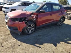 Nissan Vehiculos salvage en venta: 2020 Nissan Kicks SV