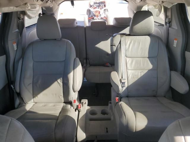 2015 Toyota Sienna XLE