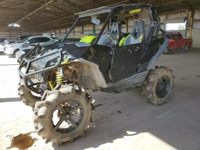 2015 Can-Am Maverick 1000R X MR