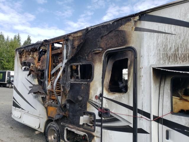 2019 Ford Econoline E450 Super Duty Cutaway Van