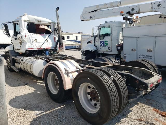 2018 Mack 600 CXU600