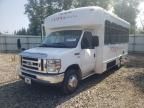 2015 Ford Econoline E350 Super Duty Cutaway Van