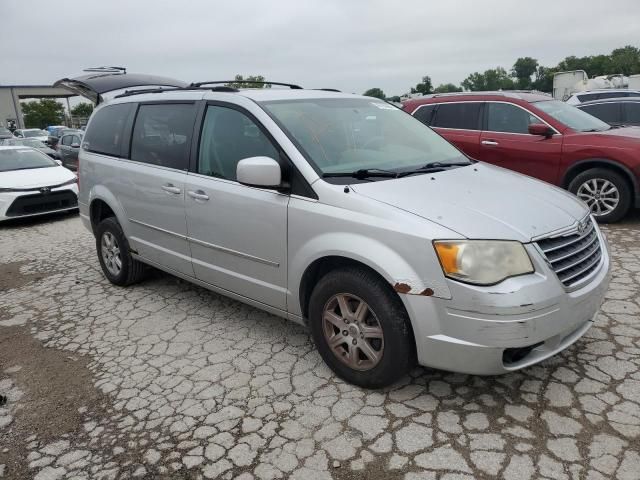 2010 Chrysler Town & Country Touring