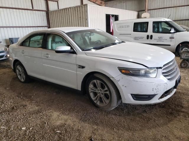 2014 Ford Taurus SEL