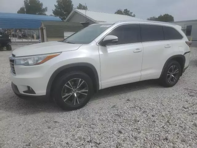 2016 Toyota Highlander XLE