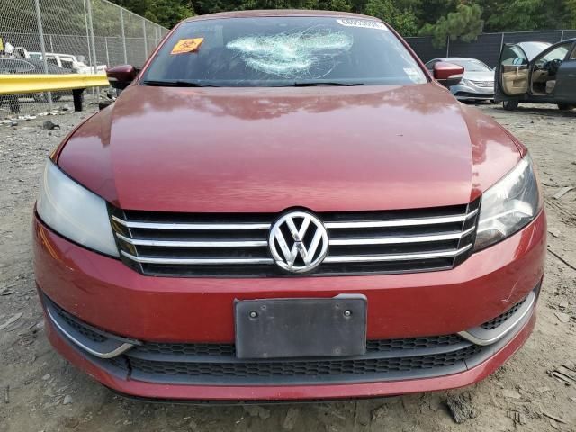 2015 Volkswagen Passat S