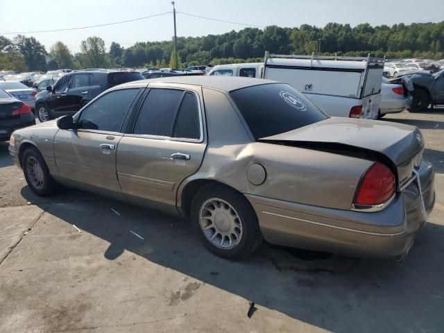 2002 Ford Crown Victoria