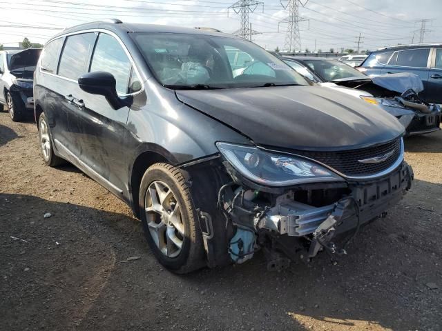 2017 Chrysler Pacifica Touring L Plus