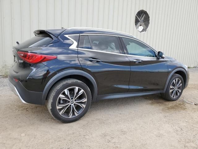 2018 Infiniti QX30 Base