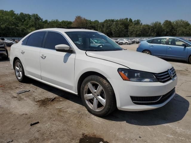 2013 Volkswagen Passat SE