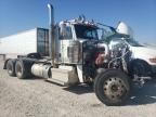 2023 Peterbilt 389