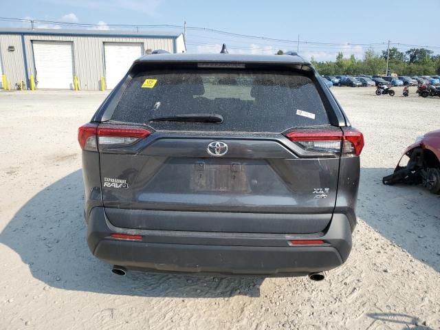 2020 Toyota Rav4 XLE