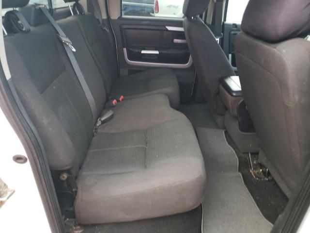 2008 Mitsubishi Raider LS