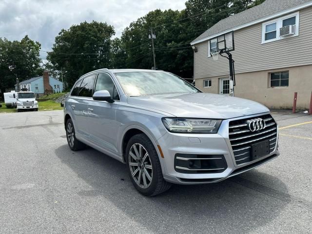 2018 Audi Q7 Premium Plus