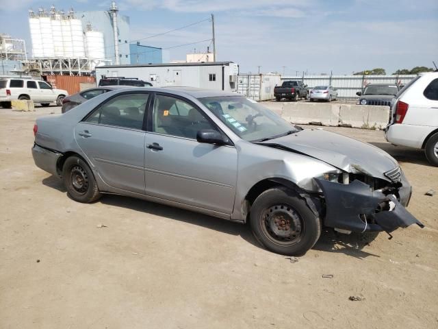 2005 Toyota Camry LE