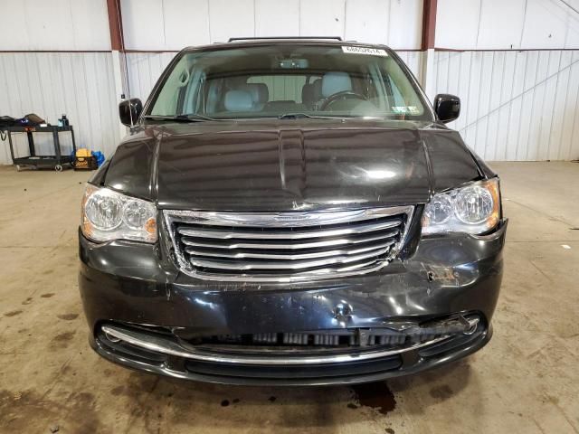 2011 Chrysler Town & Country Touring