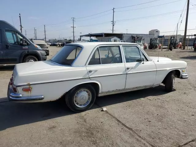 1968 Mercedes-Benz 250SE